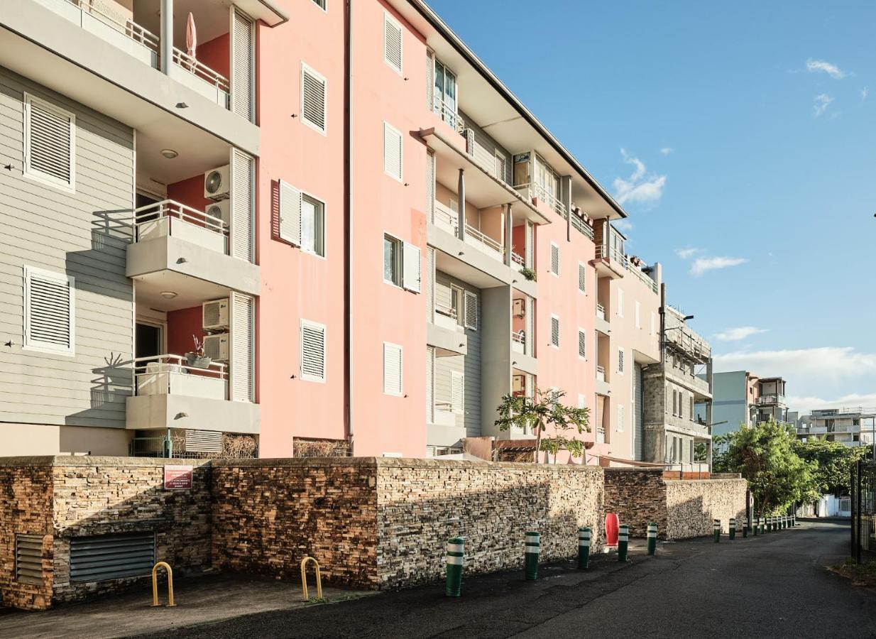Appart'Eden : Vue Panoramique Sur Saint-Denis Apartment Sainte Clotilde Exterior photo